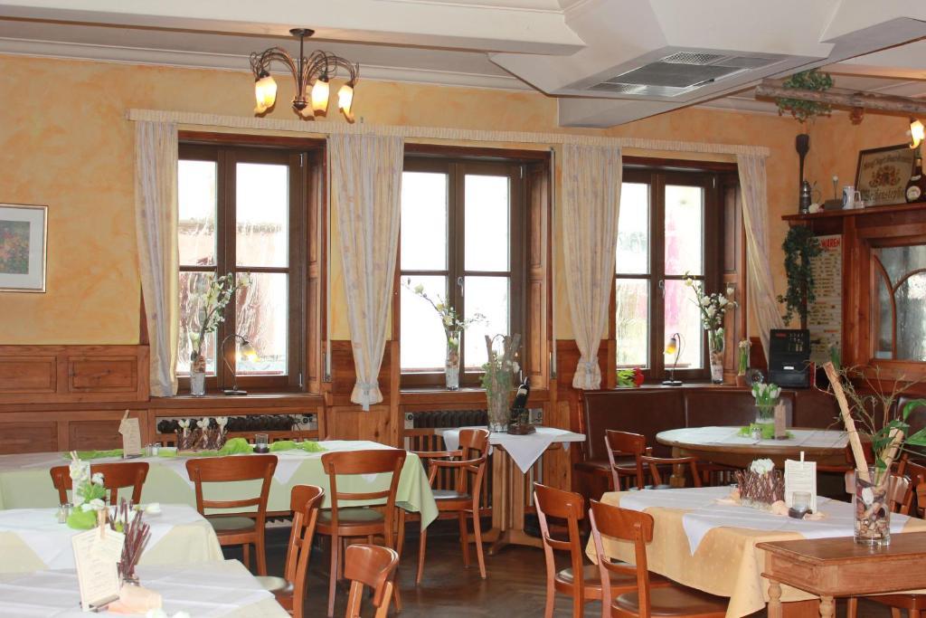 Kleinostheim Gasthof Weisses Ross מראה חיצוני תמונה